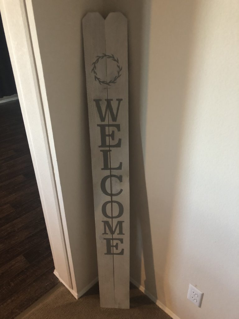 Welcome Sign - Grey